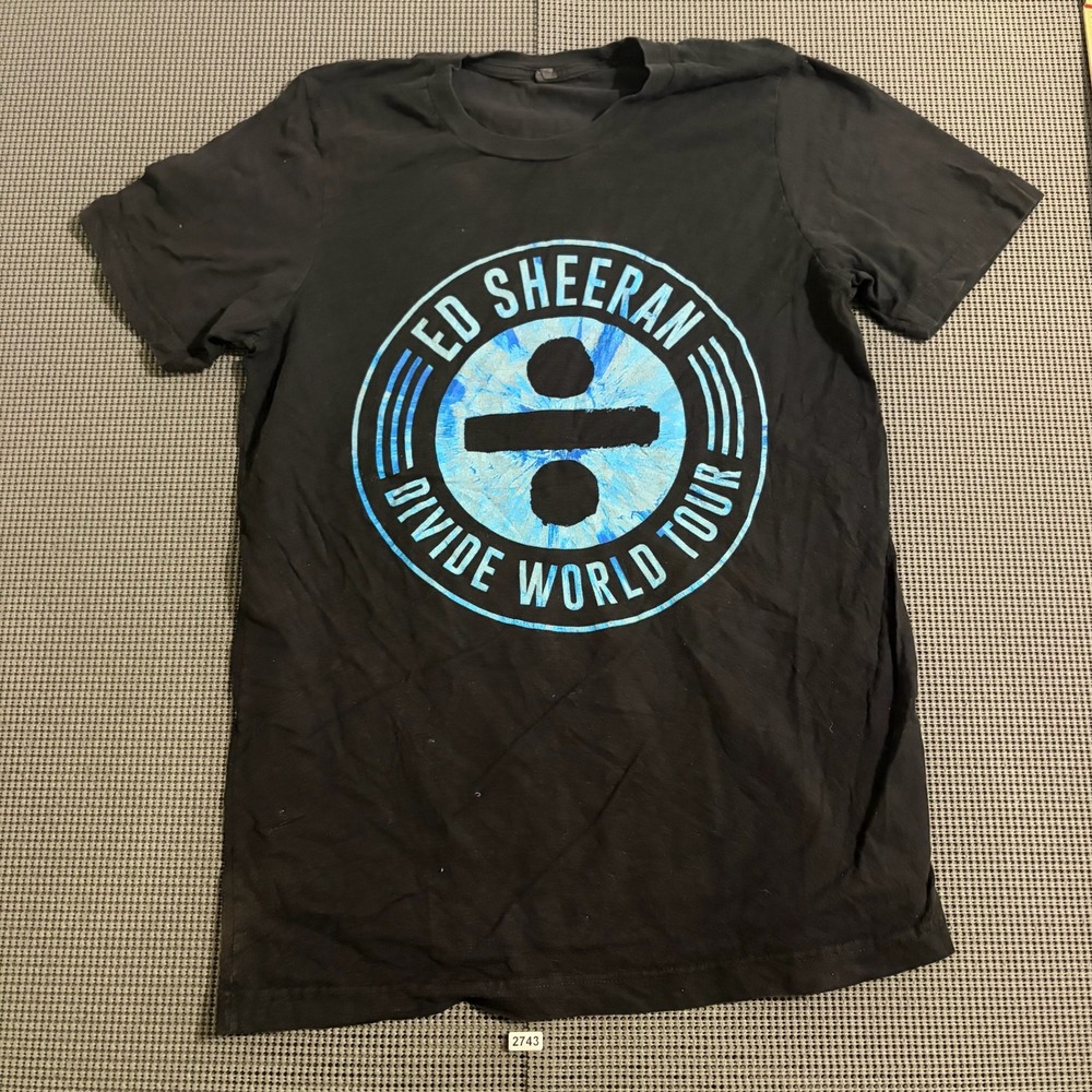 Ed Sheeran Divide World Tour Graphic T-Shirt Black Size M